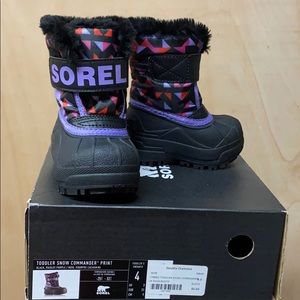 NEW toddler Sorel snow commander print boots